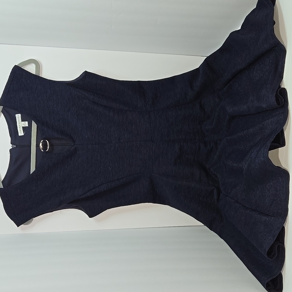 Sandra Darren Elegant Navy Blue Sleeveless Dress Size 6